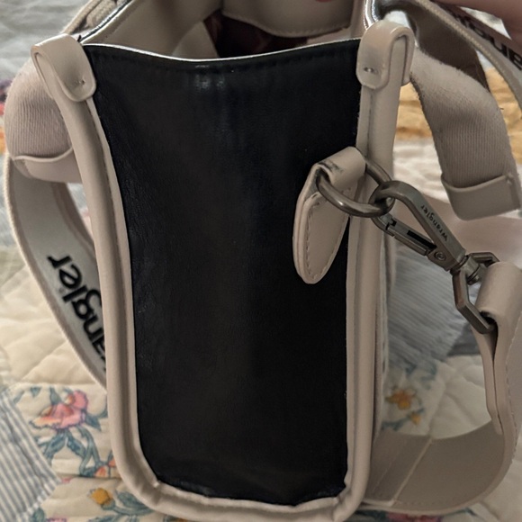 Wrangler Black and Cream Satchel - Picture 4 of 5